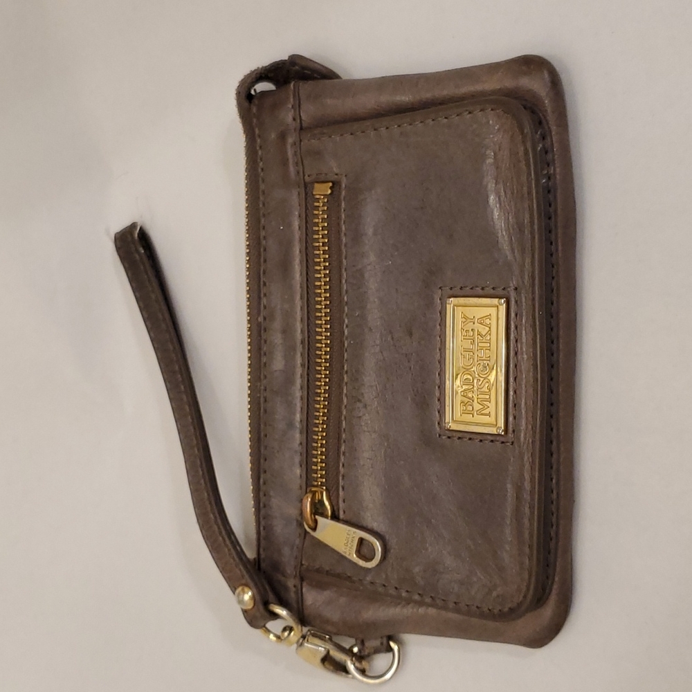 Badgley Mischka wristlet